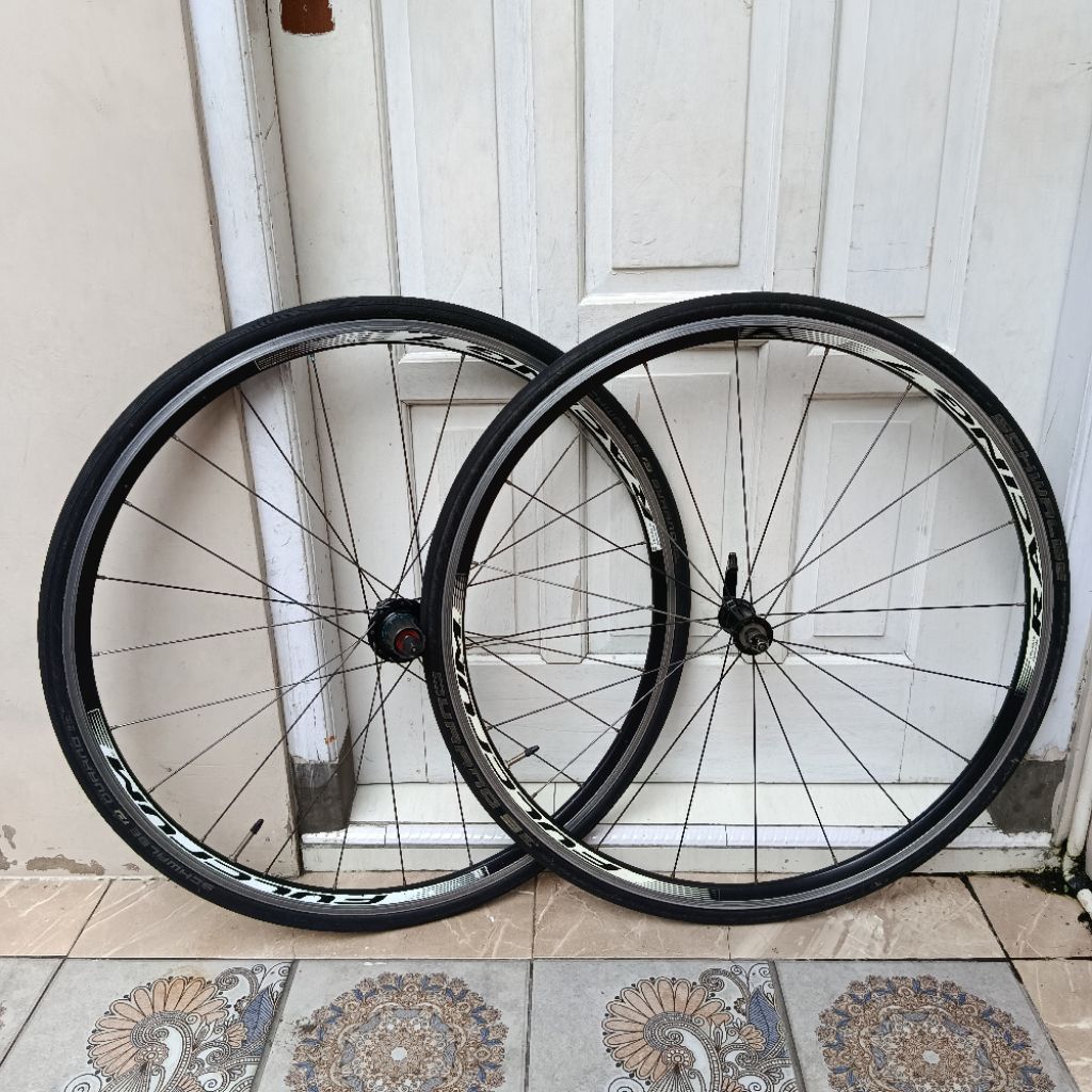 Fulcrum racing 7 rimbrake whelset sepeda roadbike balap 700c