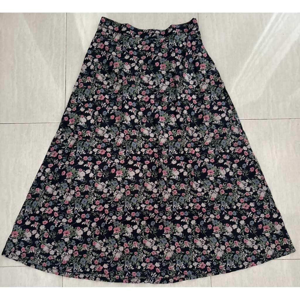 (PRELOVED) Exit Rok Navy Bunga XL