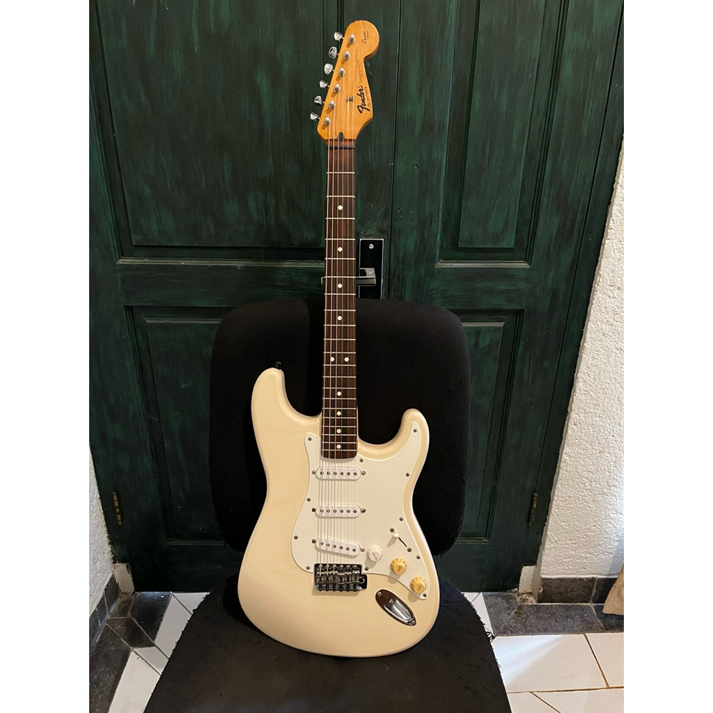 fender mexico squier series tahun 1994
