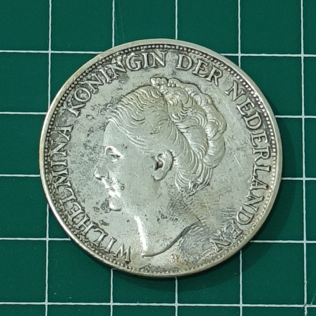 KOIN PERAK WILHELMINA 2,5 GULDEN 1943