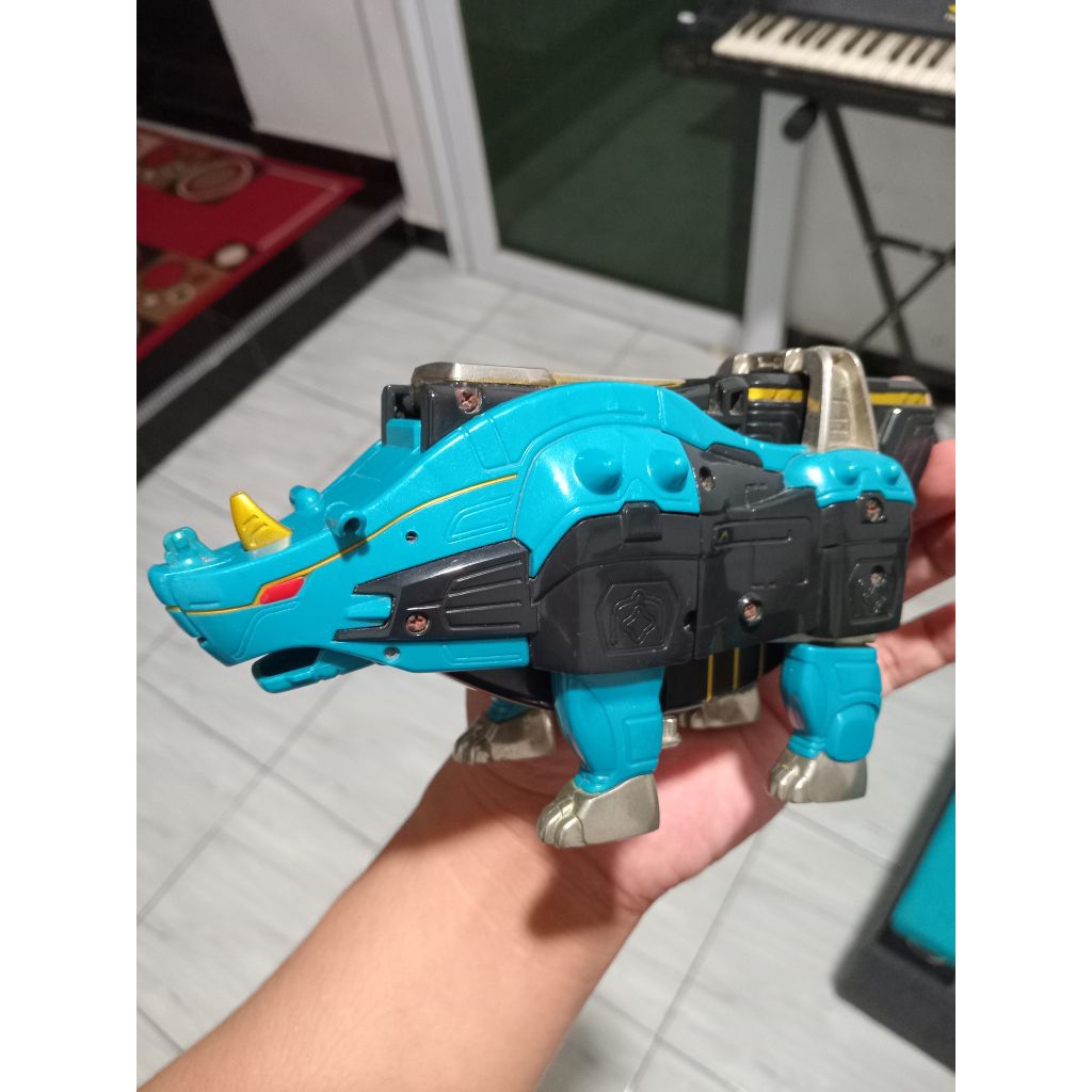 Rhino Gao BANDAI 2002