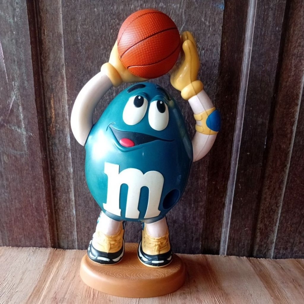 Figur MNM Basket Bal