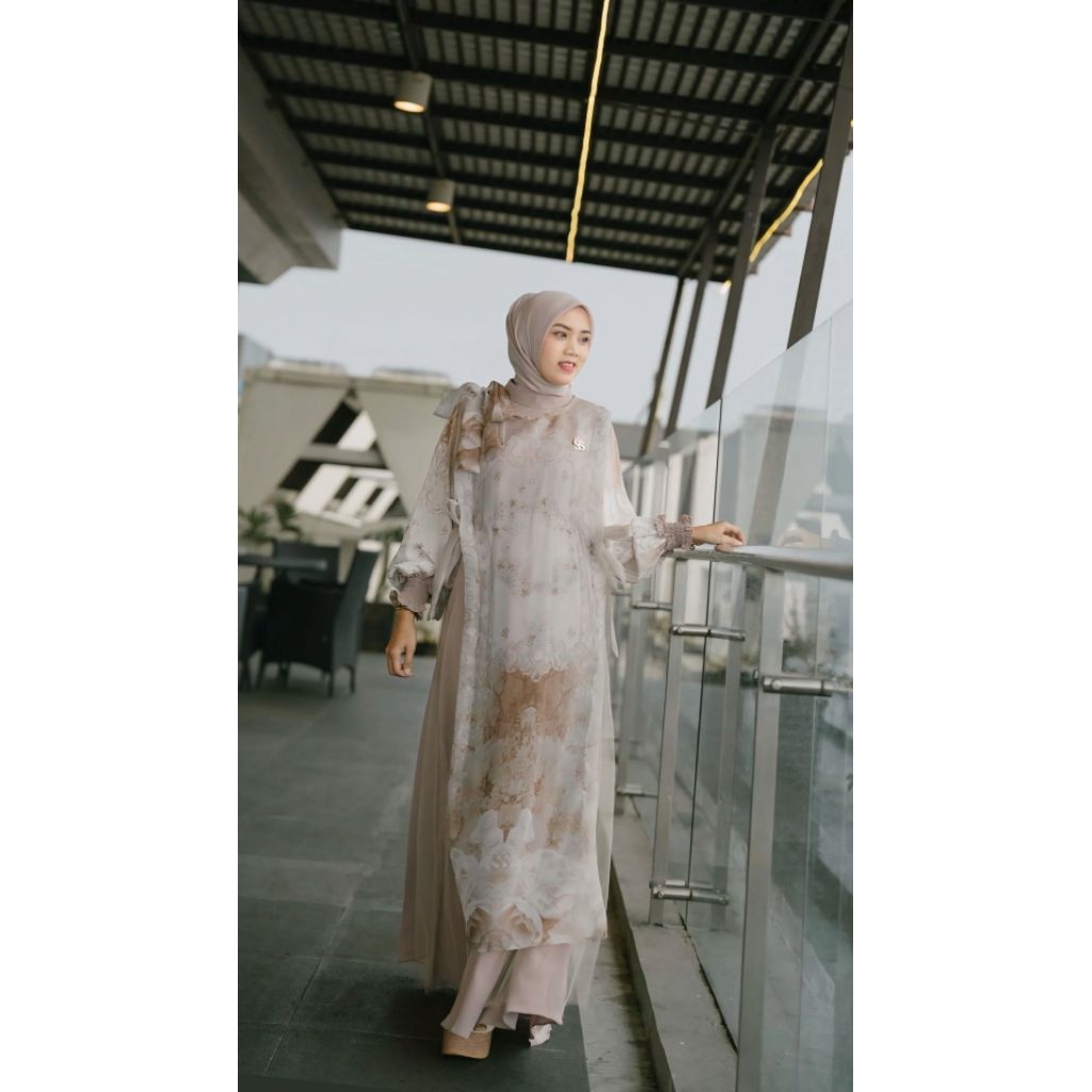 SHELLASAUKIA ORIGINAL GAMIS GEN Z SHELLASAUKIA ORIGINAL