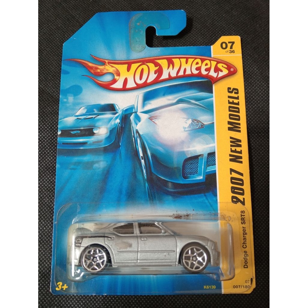 HOT WHEELS DODGE CHARGER SRT8 SILVER