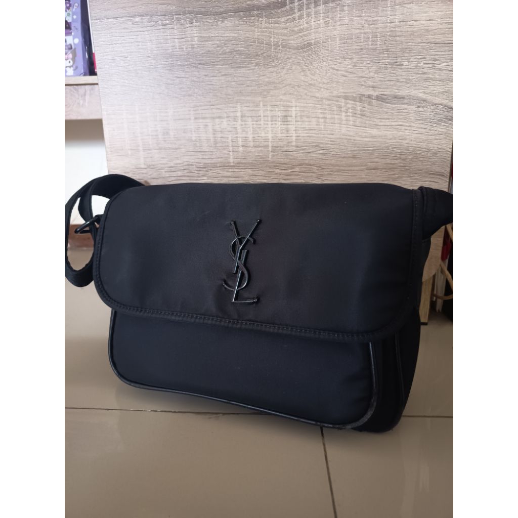 tas selempang YSL