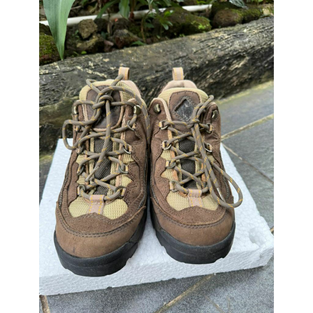 SEPATU COLUMBIA OUTDOOR