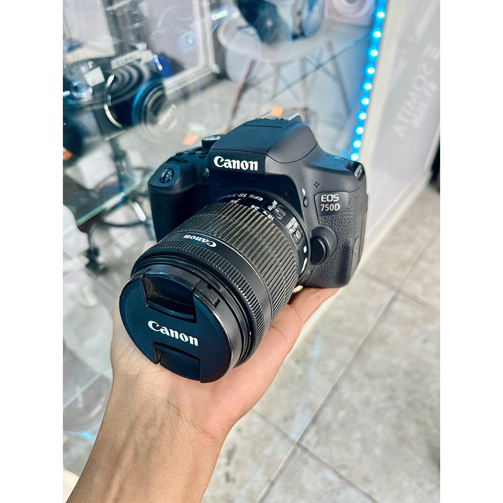 DSLR CANON 750D Kit Mulus
