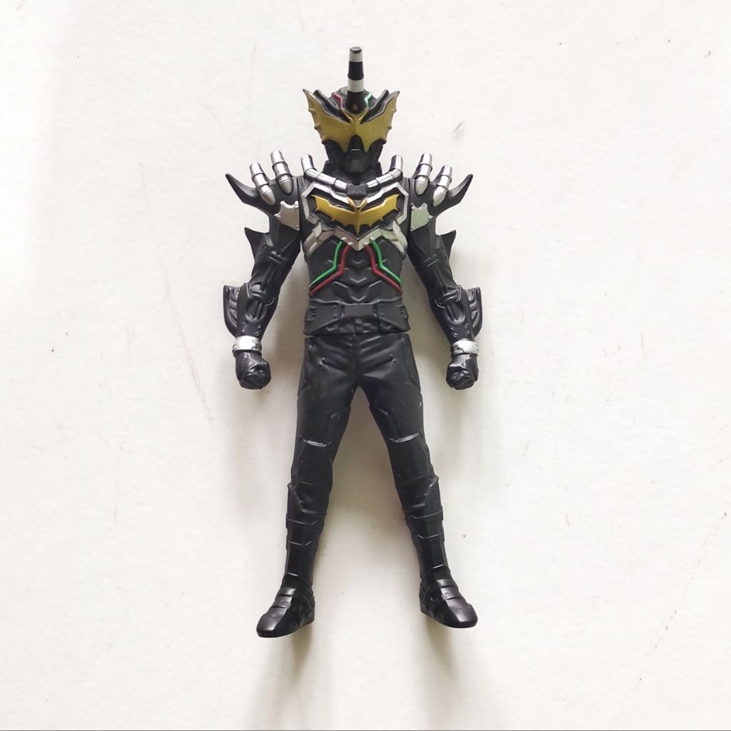 RHS Rider Hero Series 17cm Kamen Rider Night Rogue