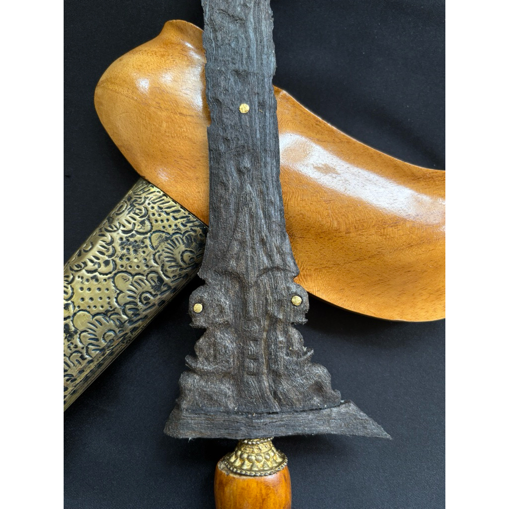 Keris Omyang Jimbe Kinatah Pamor Kelengan Tangguh Mataram