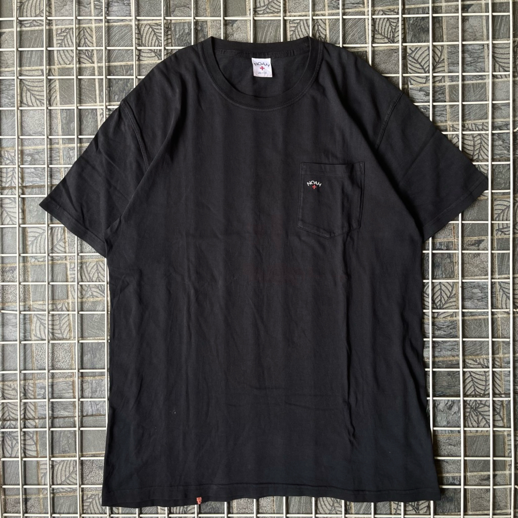 NOAH - CORE LOGO POCKET TSHIRT BLACK
