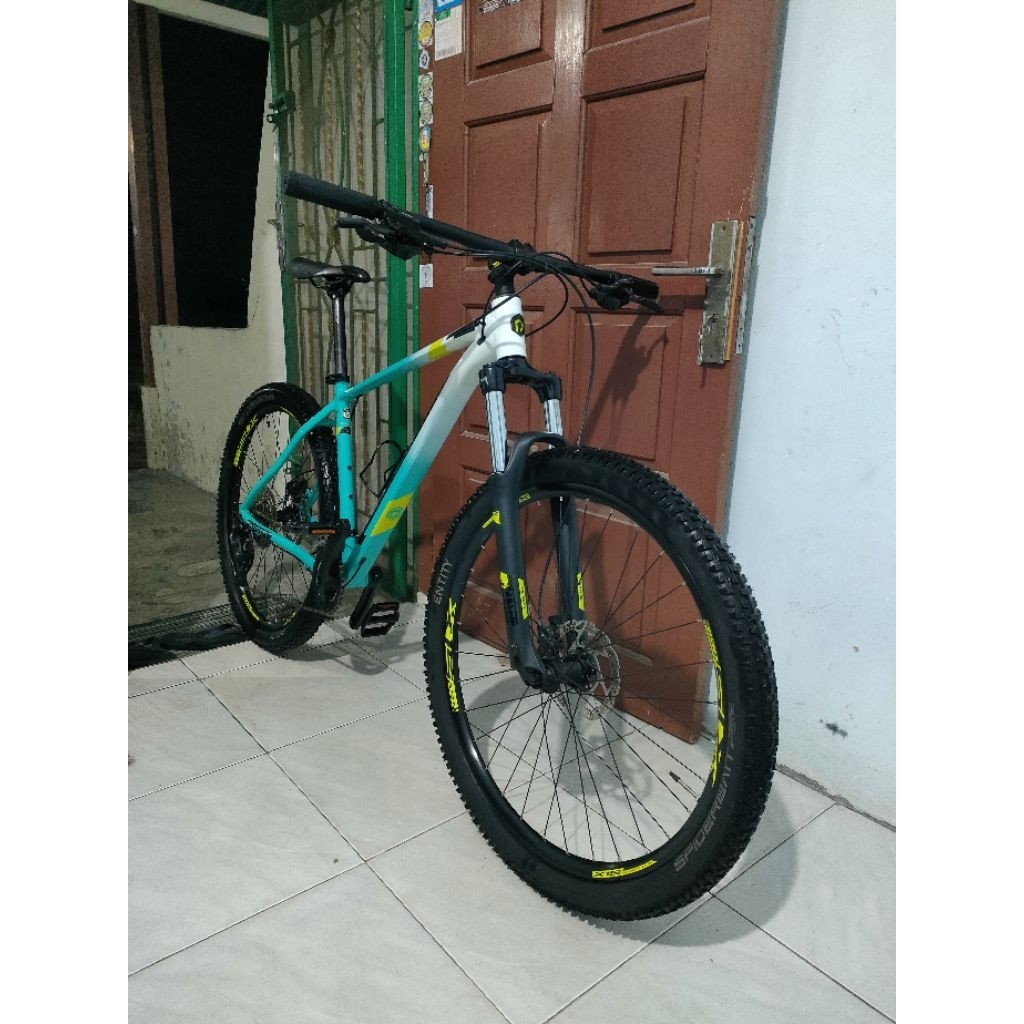 Sepeda Polygon Xtrada 5 Ukuran 27.5 inci size M