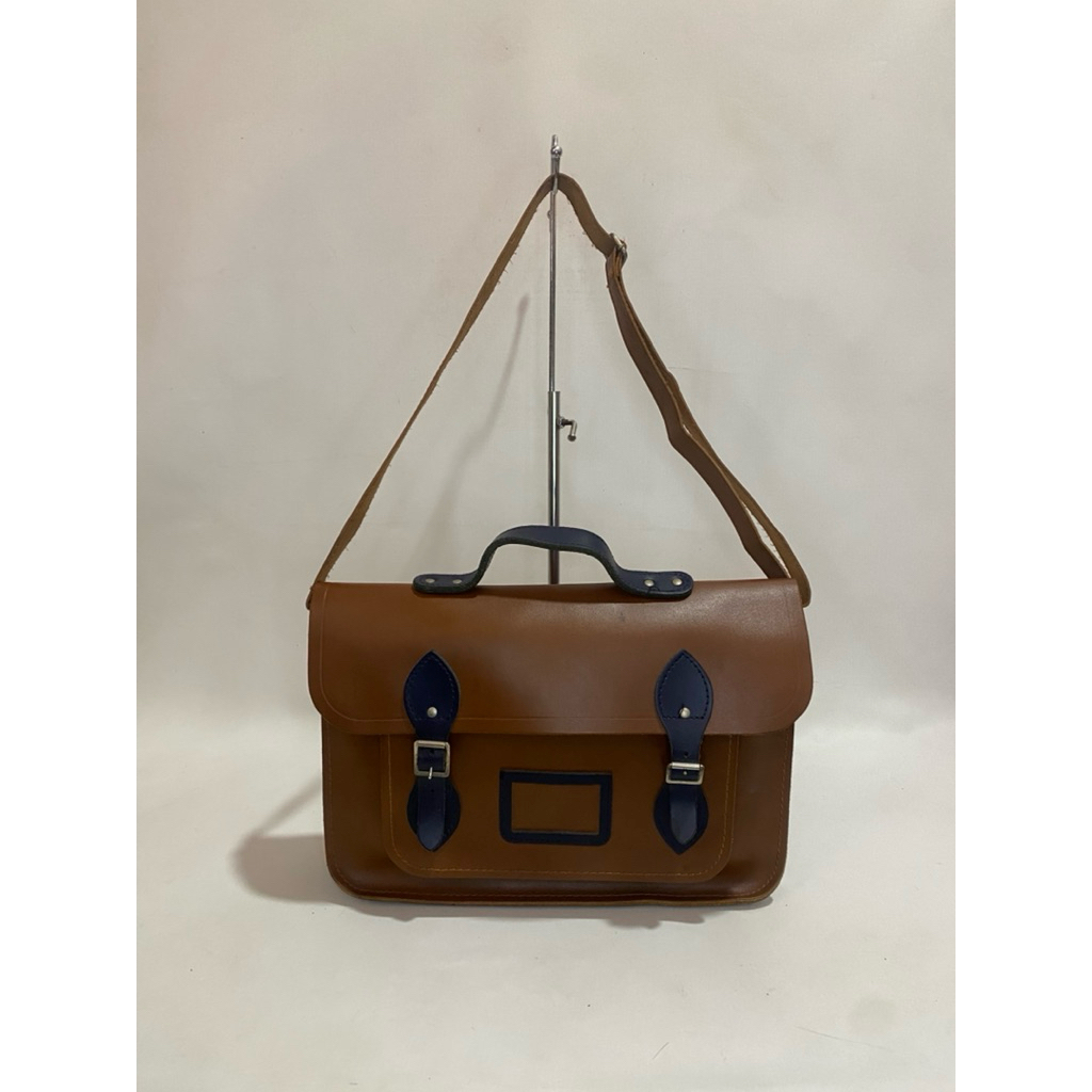 The Cambridge Satchel sling bag