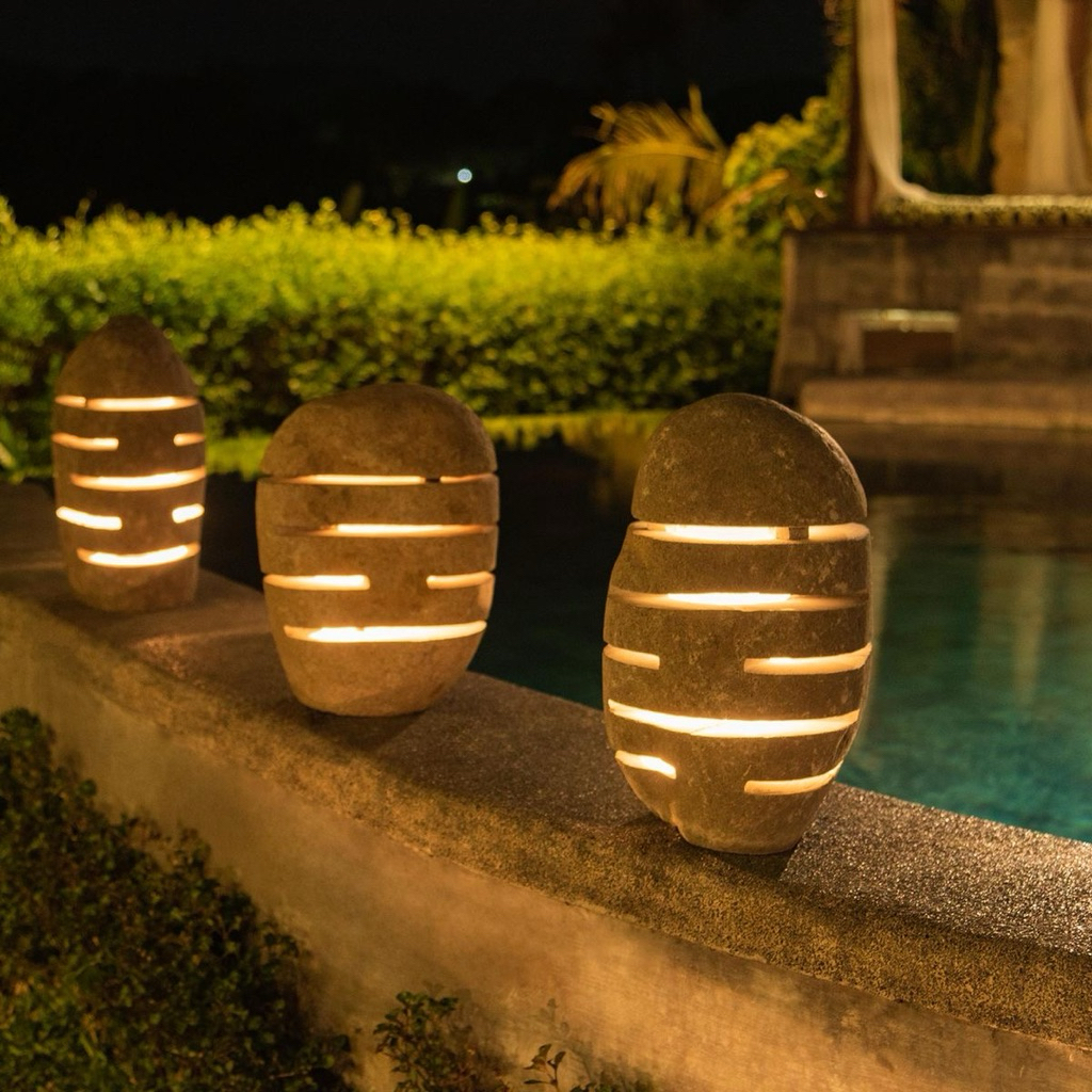 kap lampu taman/lampu hias taman/batu kali