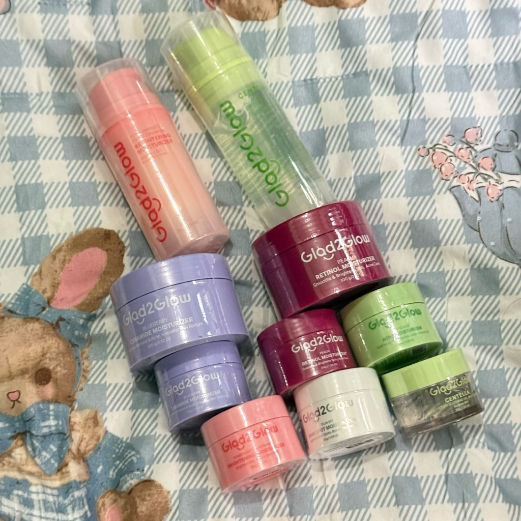 Glad2Glow Moisturizer Pomegranate Blueberry Ceramide Peach Retinol Niacinamide Dark Spot Yuja Symwhi