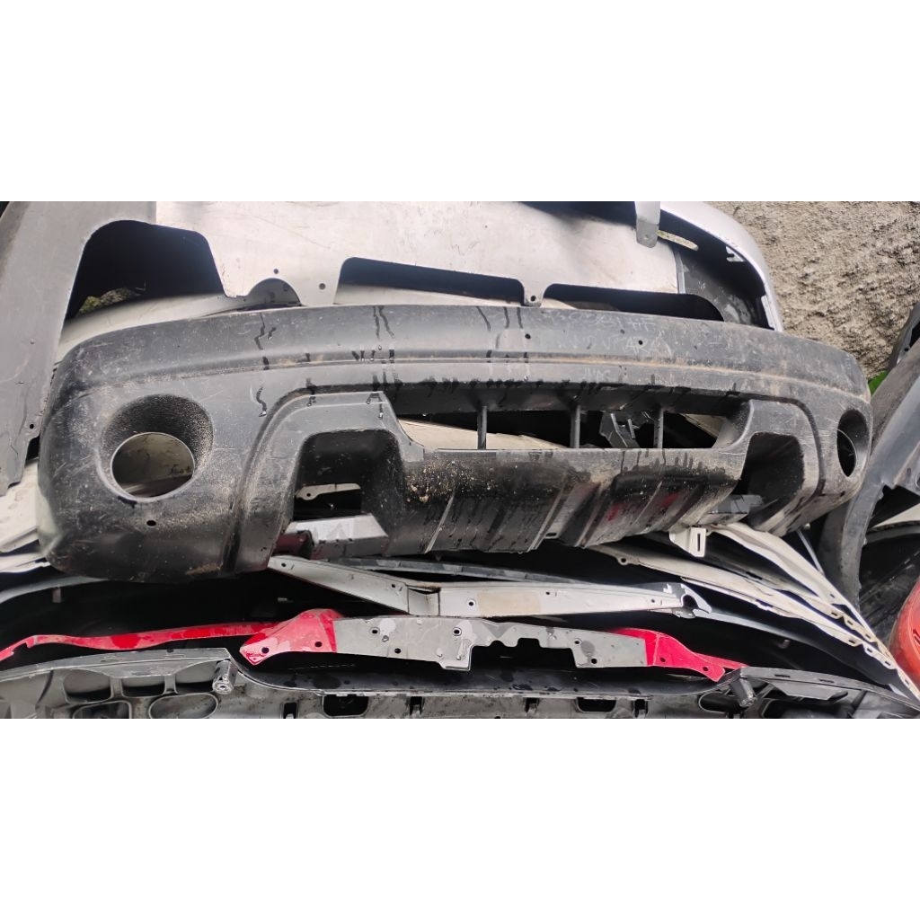 Bumper depan Escudo 2002