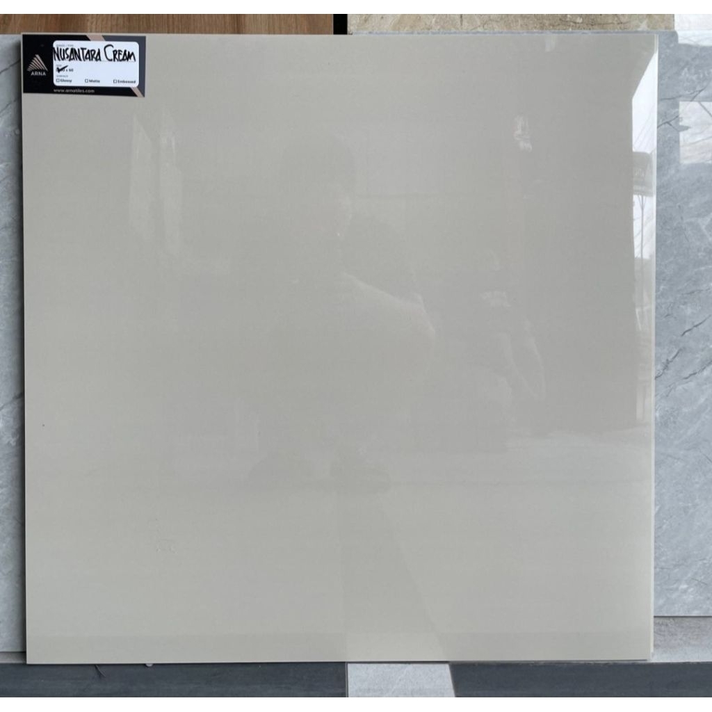 Granit Lantai 60x60 Nusantara Crem