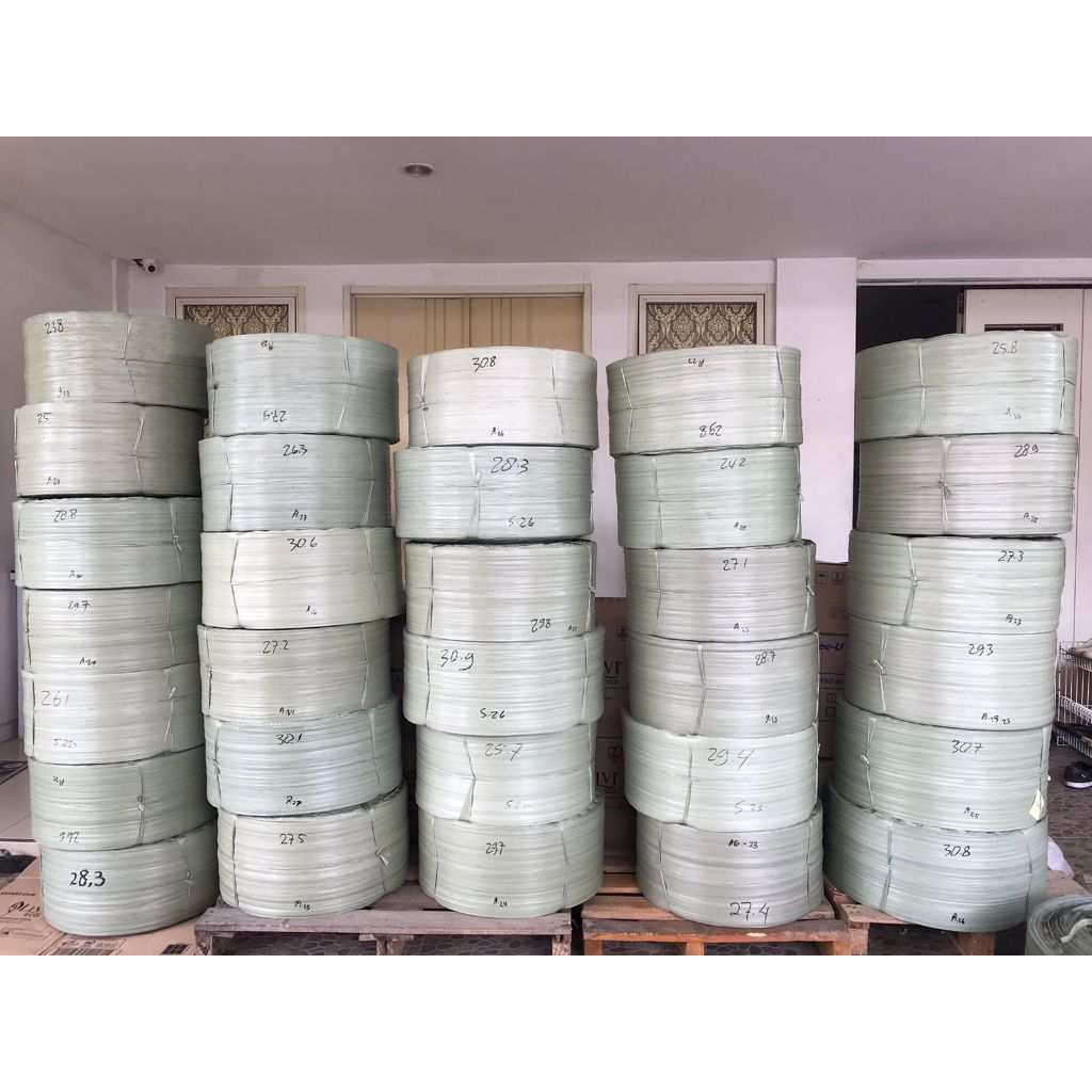 Tali Rafia Gulungan Roll Besar / Gelondong Besar