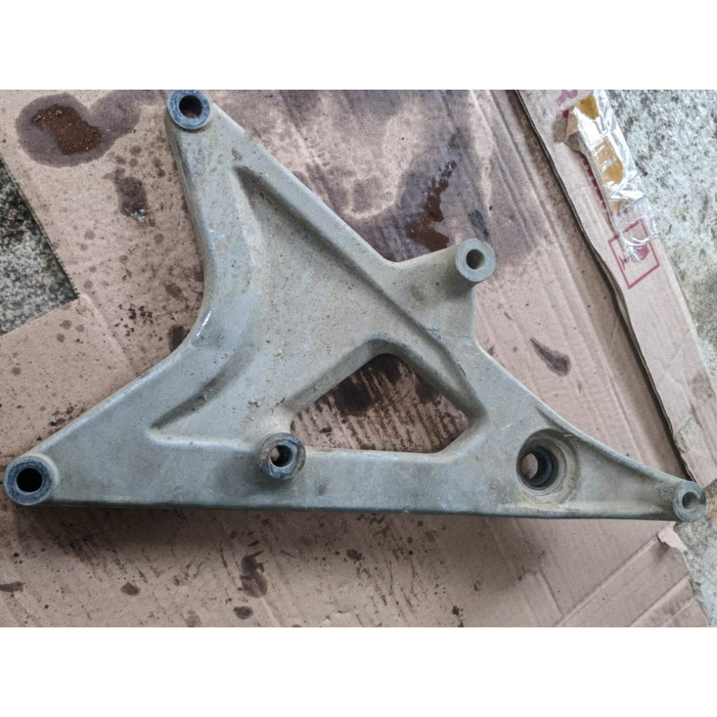 Arm knalpot vario 125kzr