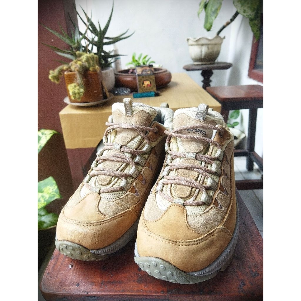 Sepatu trail run seken brand Prospecs Ascent sz 39