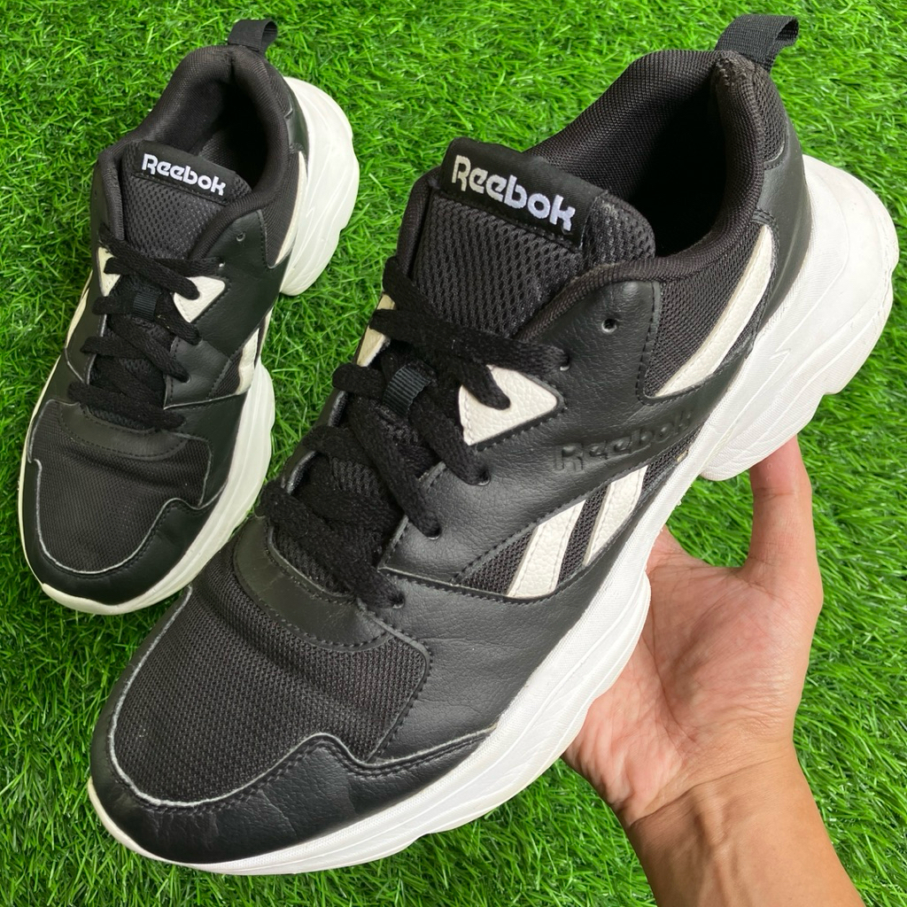 Reebok Black Royale Bridge sneakers size 42