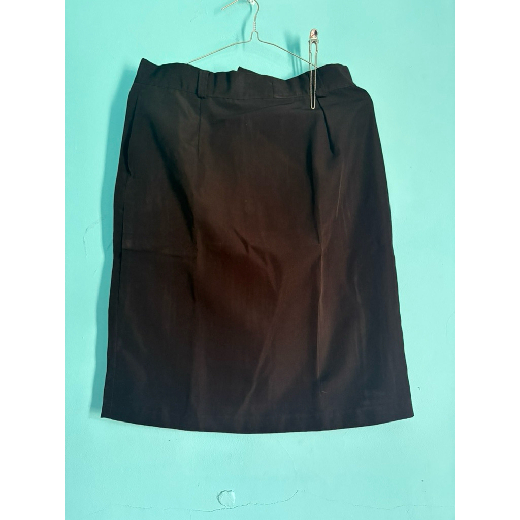 PL ROK HITAM