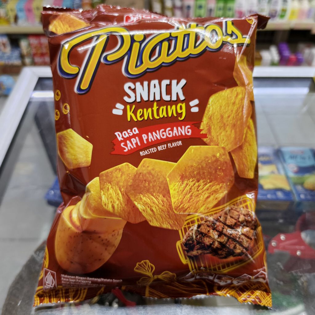 Piattos Snack Kentang Rasa Sapi Panggang Rasa Sambal Geprek Rasa Rumput Laut Nori 68 Gram