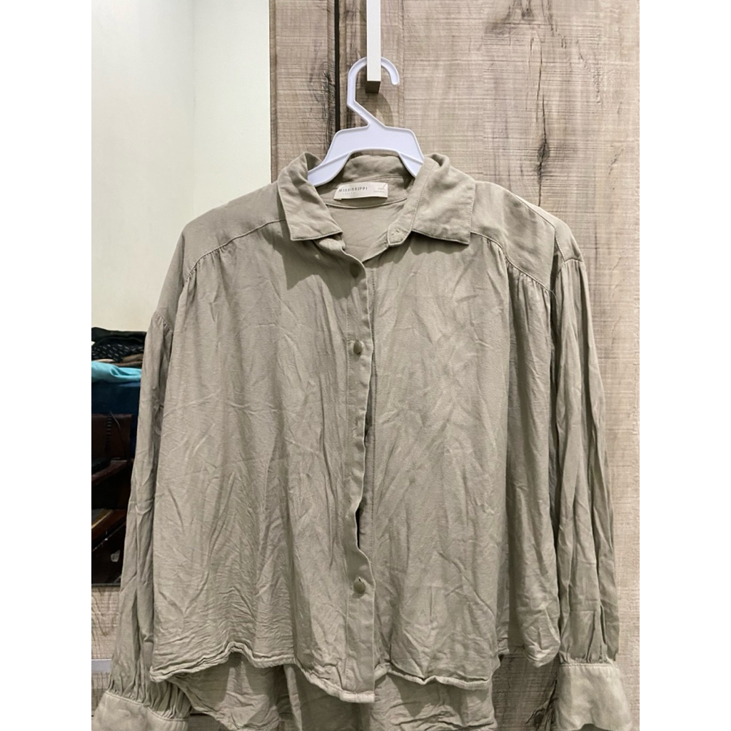 Kemeja Wanita Mississippi