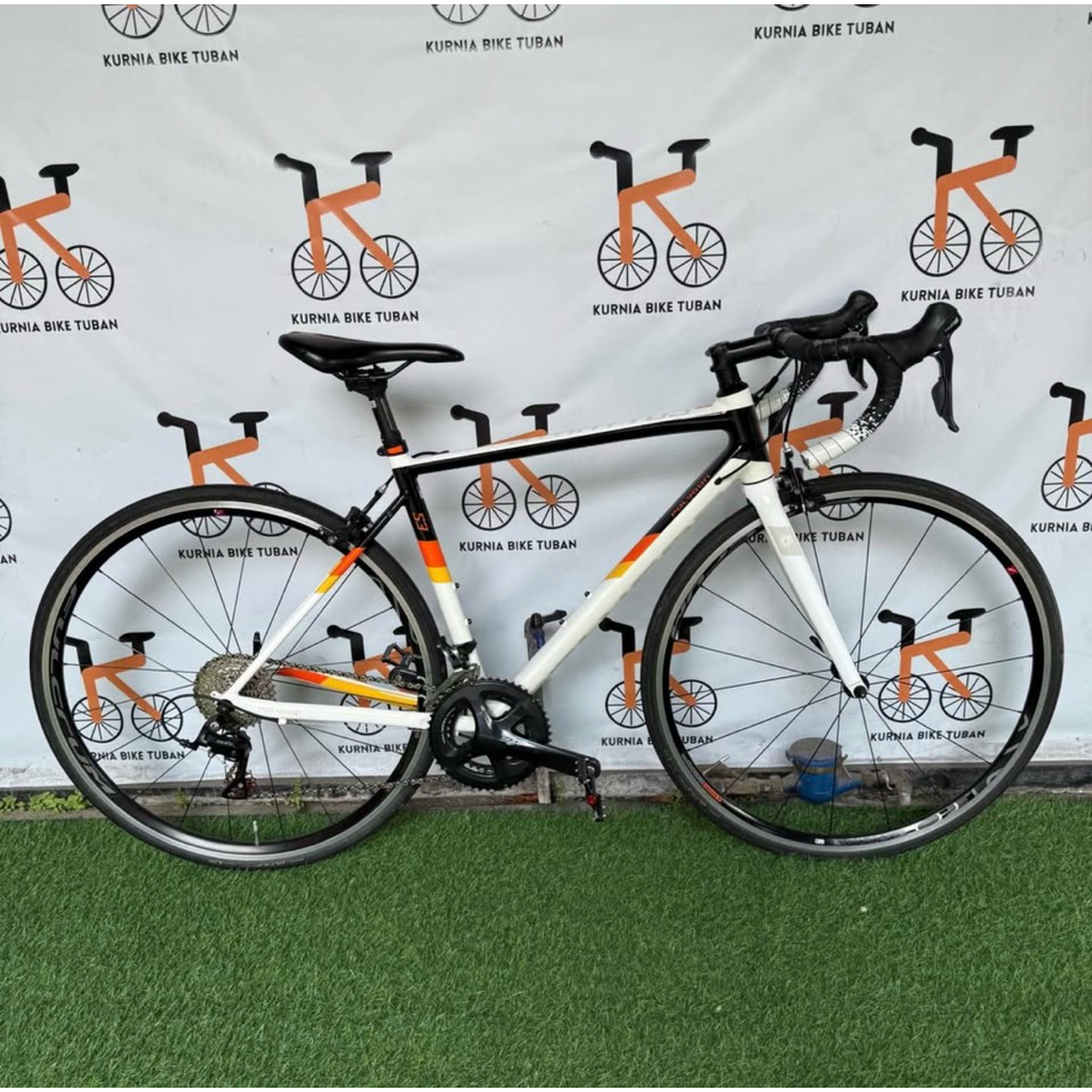 SECOND Roadbike POLYGON STRATTOS S3 Upgrade Wheelset FULCRUM Jerman Size M Sepeda Balap Bekas