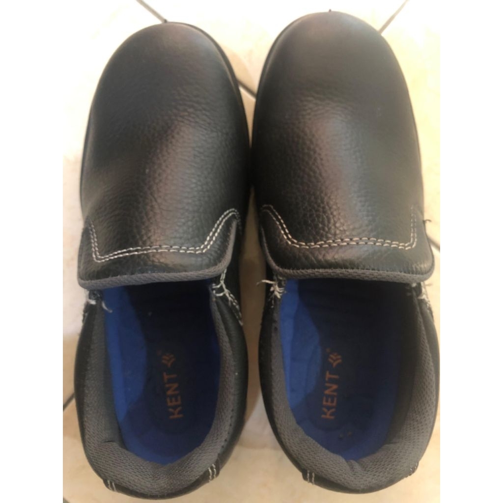 SAFETY SHOES / sepatu dapur / kitchen shoes