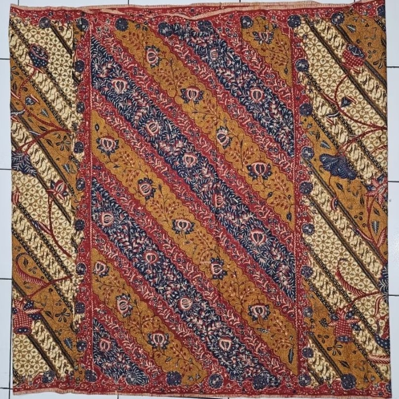 BATIK TULIS LAWASAN SARUNG KOPTUNG