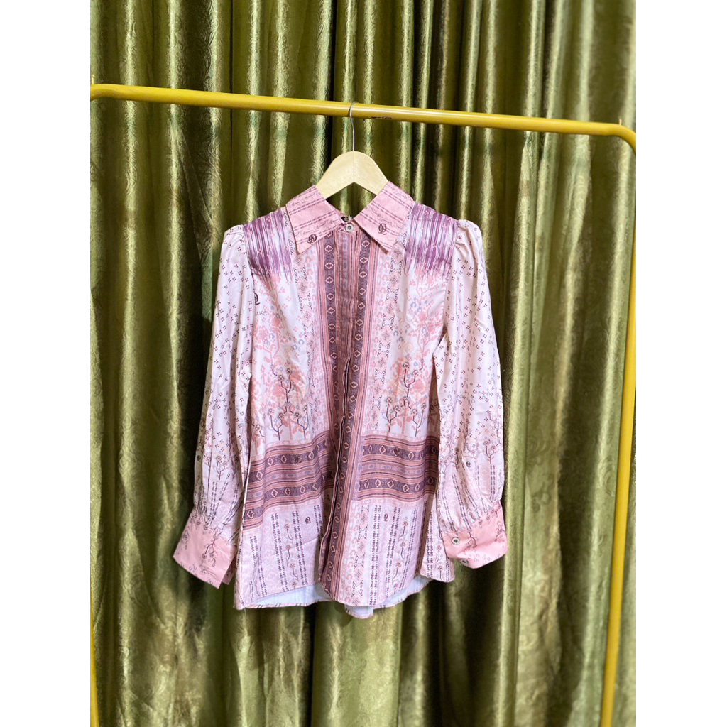 KEMEJA BLUS WANITA