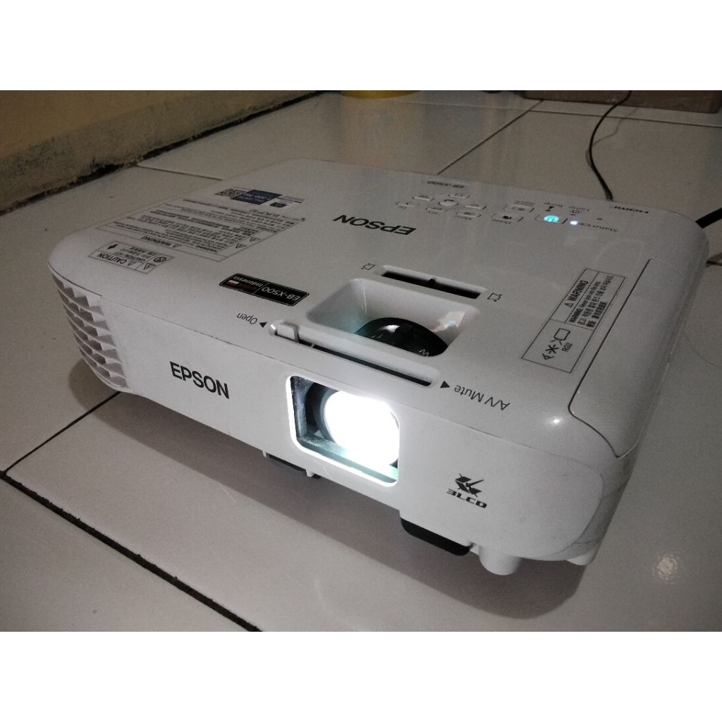 Proyektor Epson EB X500 HDMI 3500ANSI LUMENS XGA 3LCD