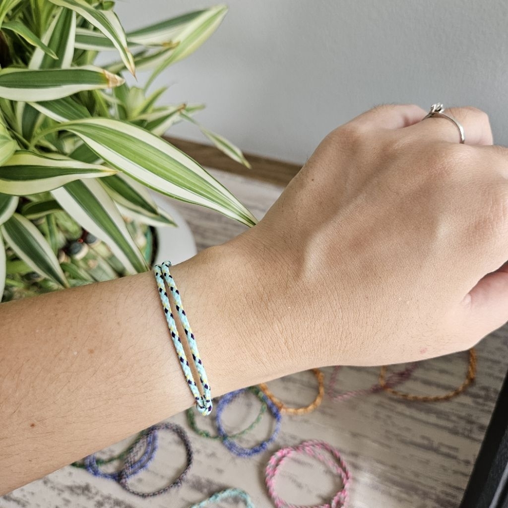 Gelang Tali Anyam Handmade Adjustable - Friendship Bracelet / Gelang Couple Warna Warni