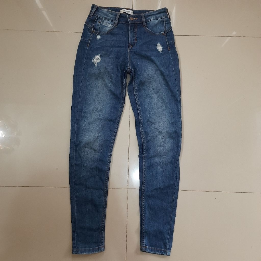 Baju T-Shirt Pull&Bear Original / Kaos Atasan Pull&Bear Original / Fashion Pull&Bear Original