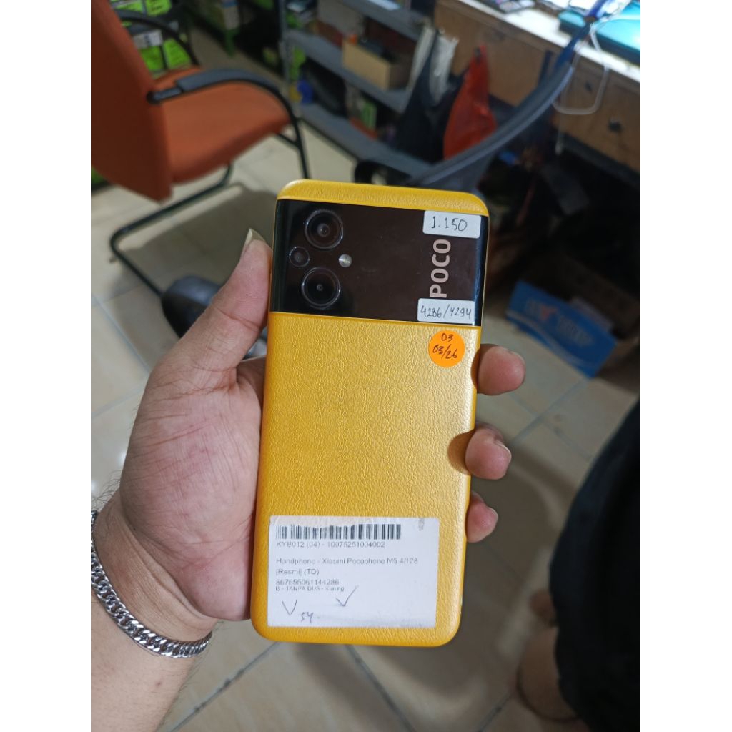 Poco M5 Ram 4/128 hp second normal layak pake