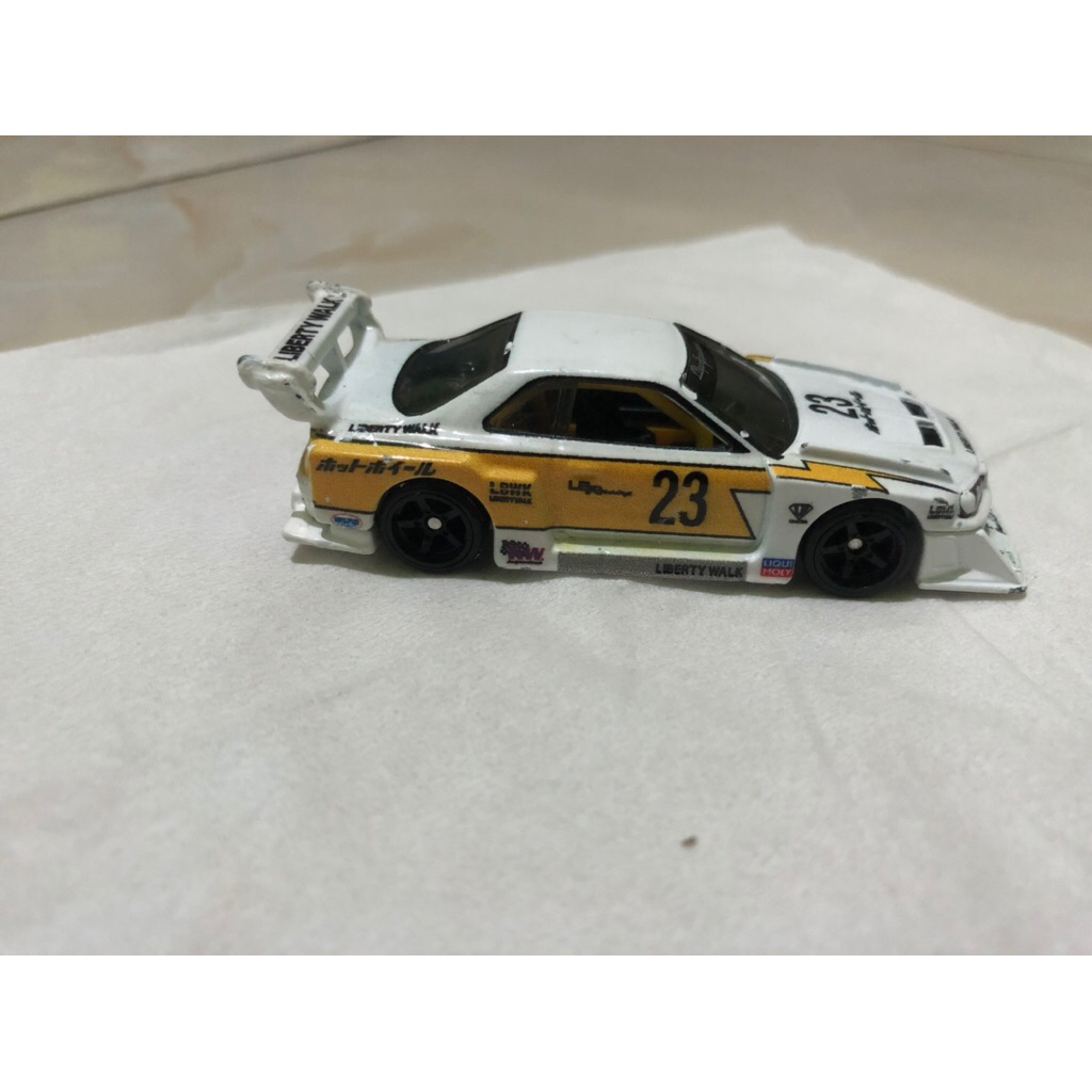 LBWK Nissan Skyline ER34