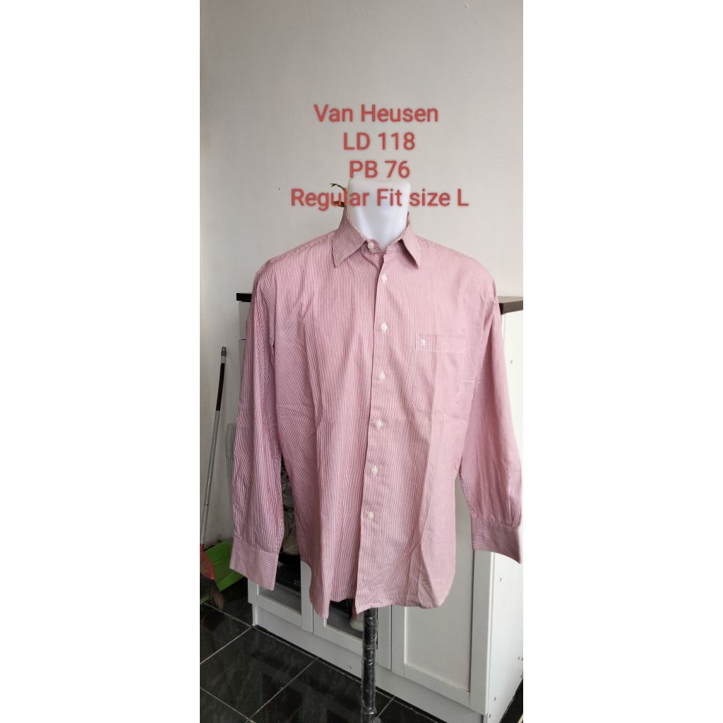 Kemeja Van Heusen Preloved