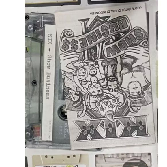 kaset pita kix show business