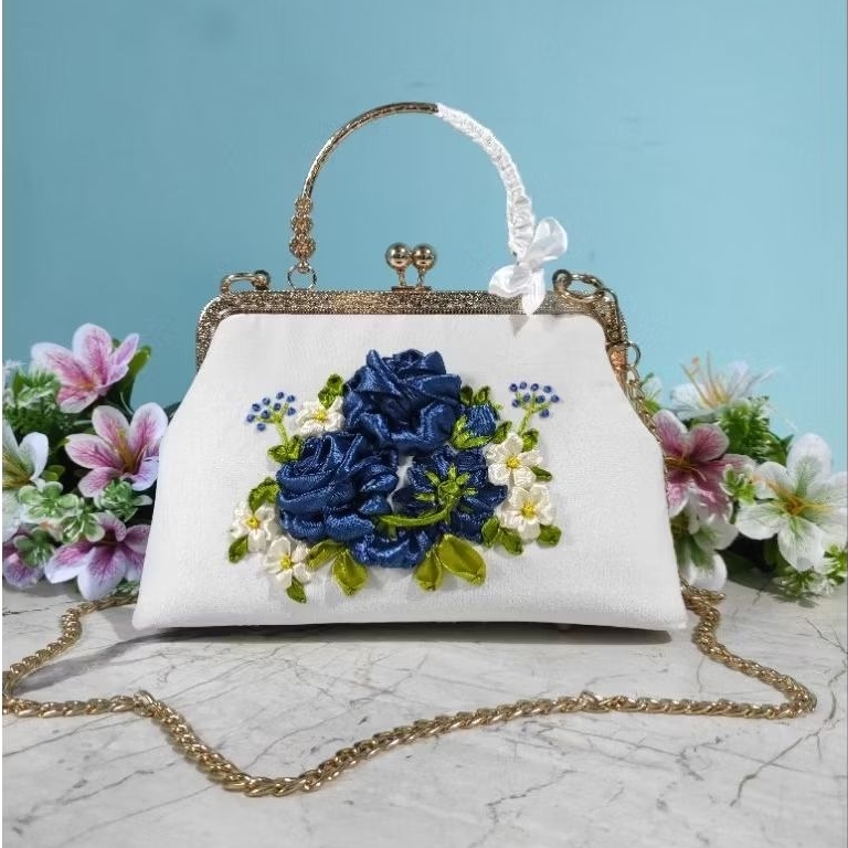 Tas Selempang Wanita Handmade Sulam Pita Bunga Premium Sling Bag Pesta Mewah Unik - Putih