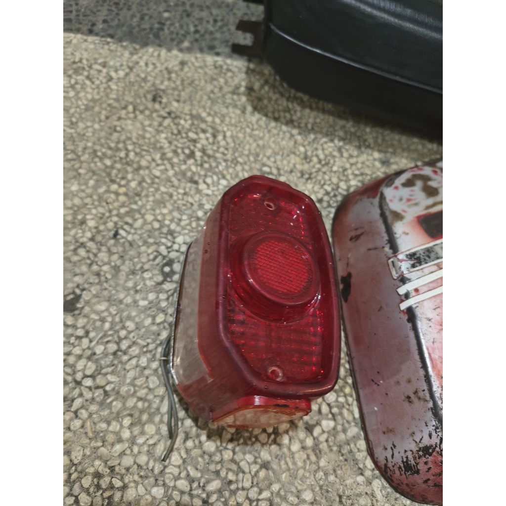 Stoplamp belakang Yamaha l2s