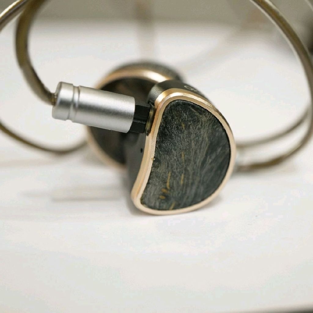 THIEAUDIO Elixir Universal In Ear Monitor