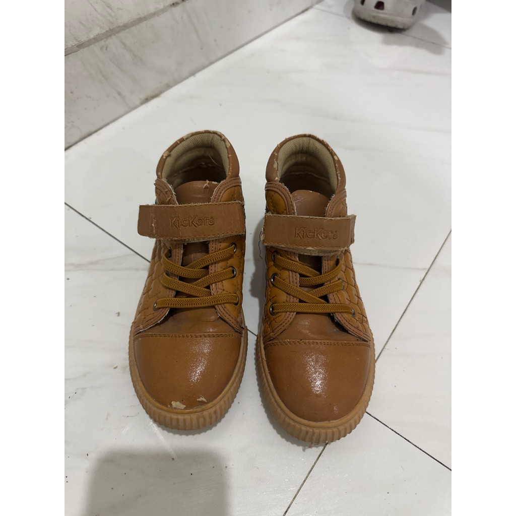 Sepatu anak kickers preloved