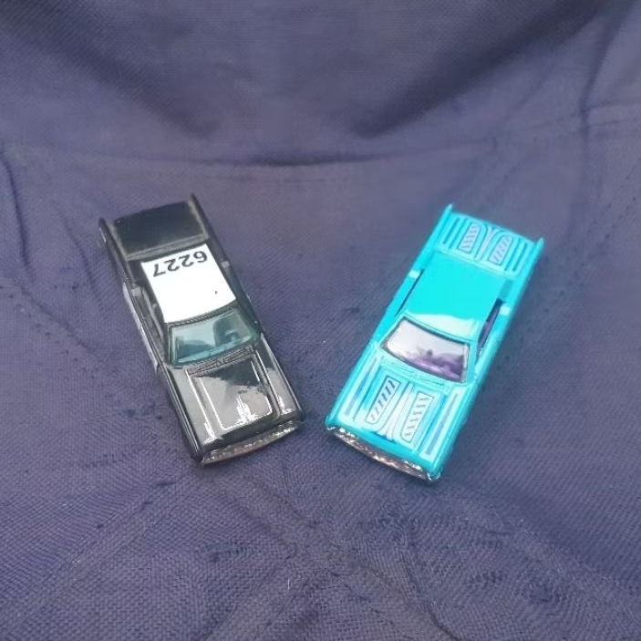 Hot Wheels Lincoln Continental Loose