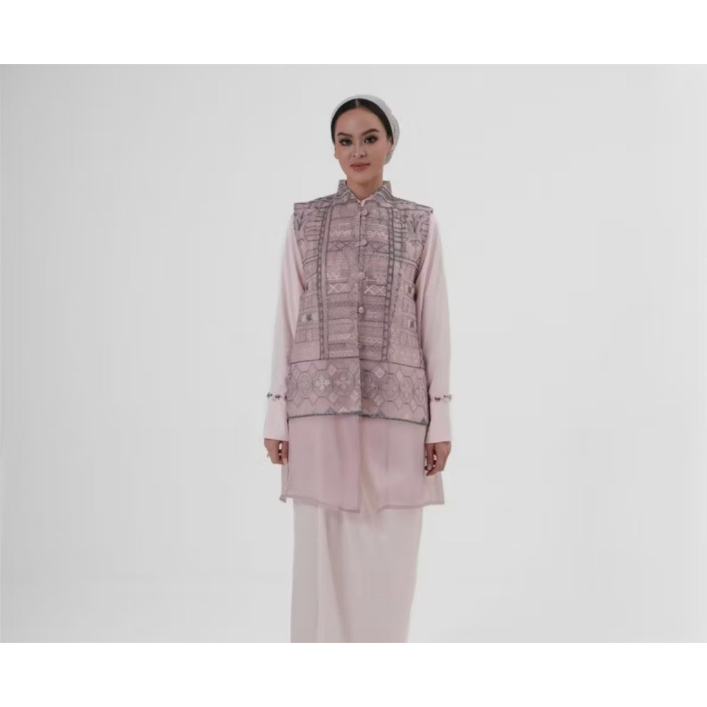 new outer jenna and kaia