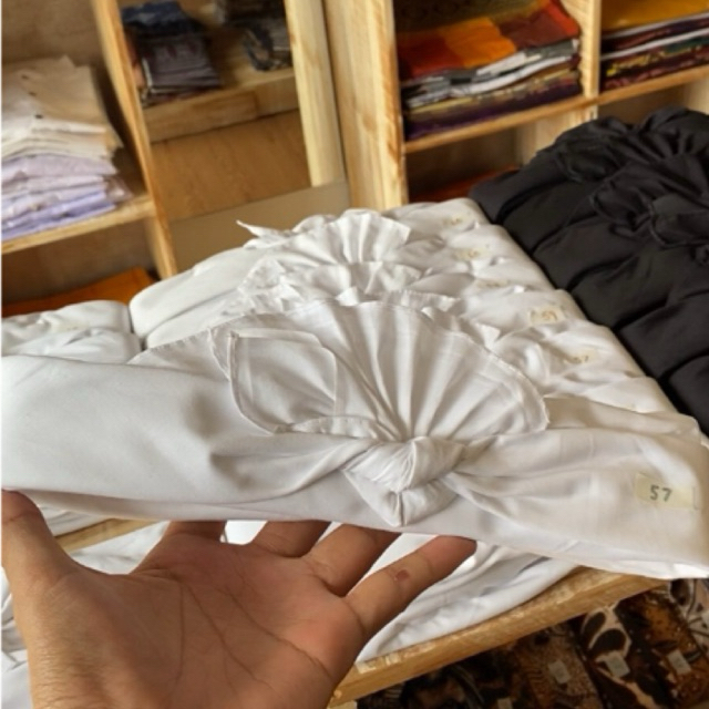 Udeng Putih Janggar Rimpit Jadi Setengah Jadi Lembaran Pria Dewasa Jahitan jangar Rapi Kain Halus da