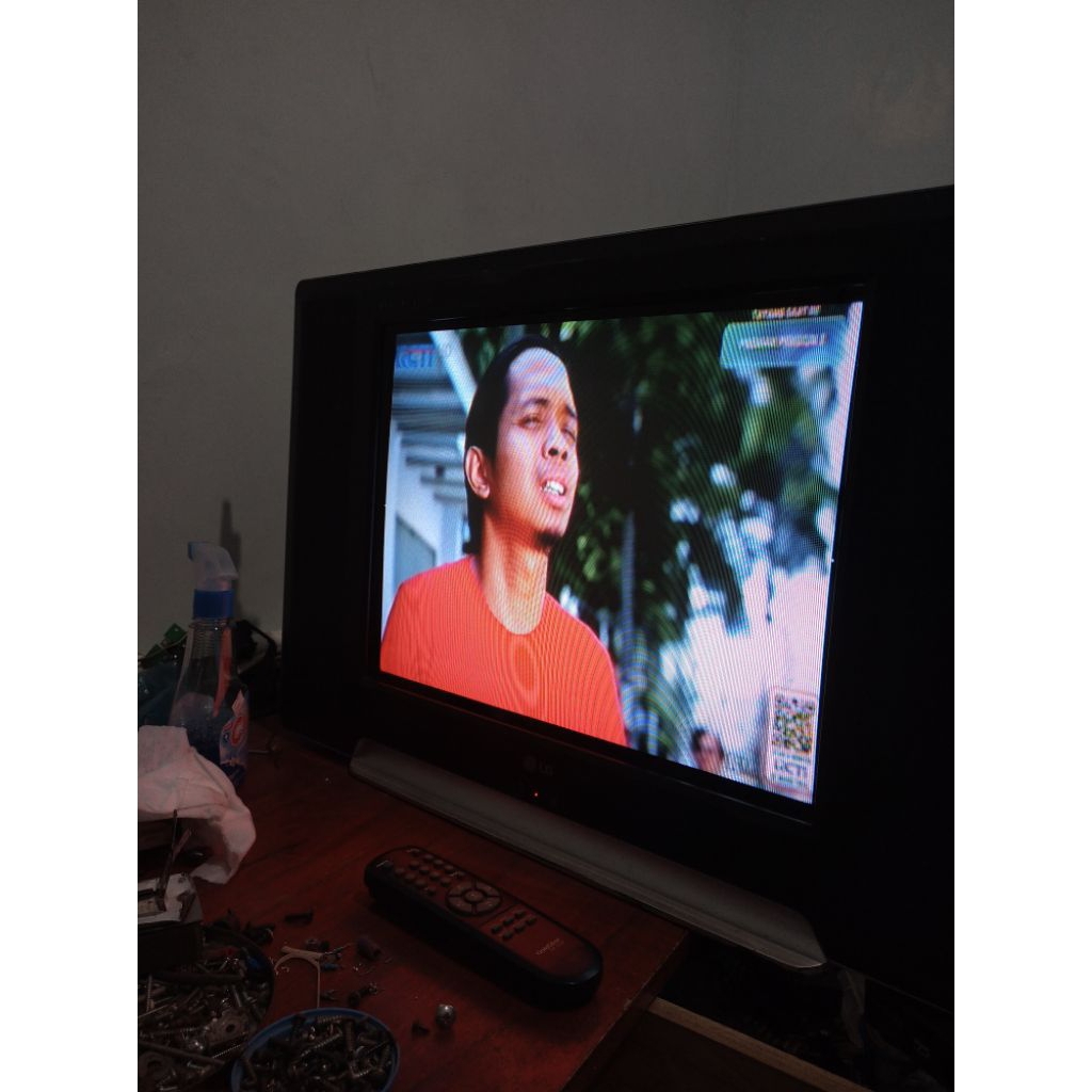 TV tabung LG Ultra slim 21inch