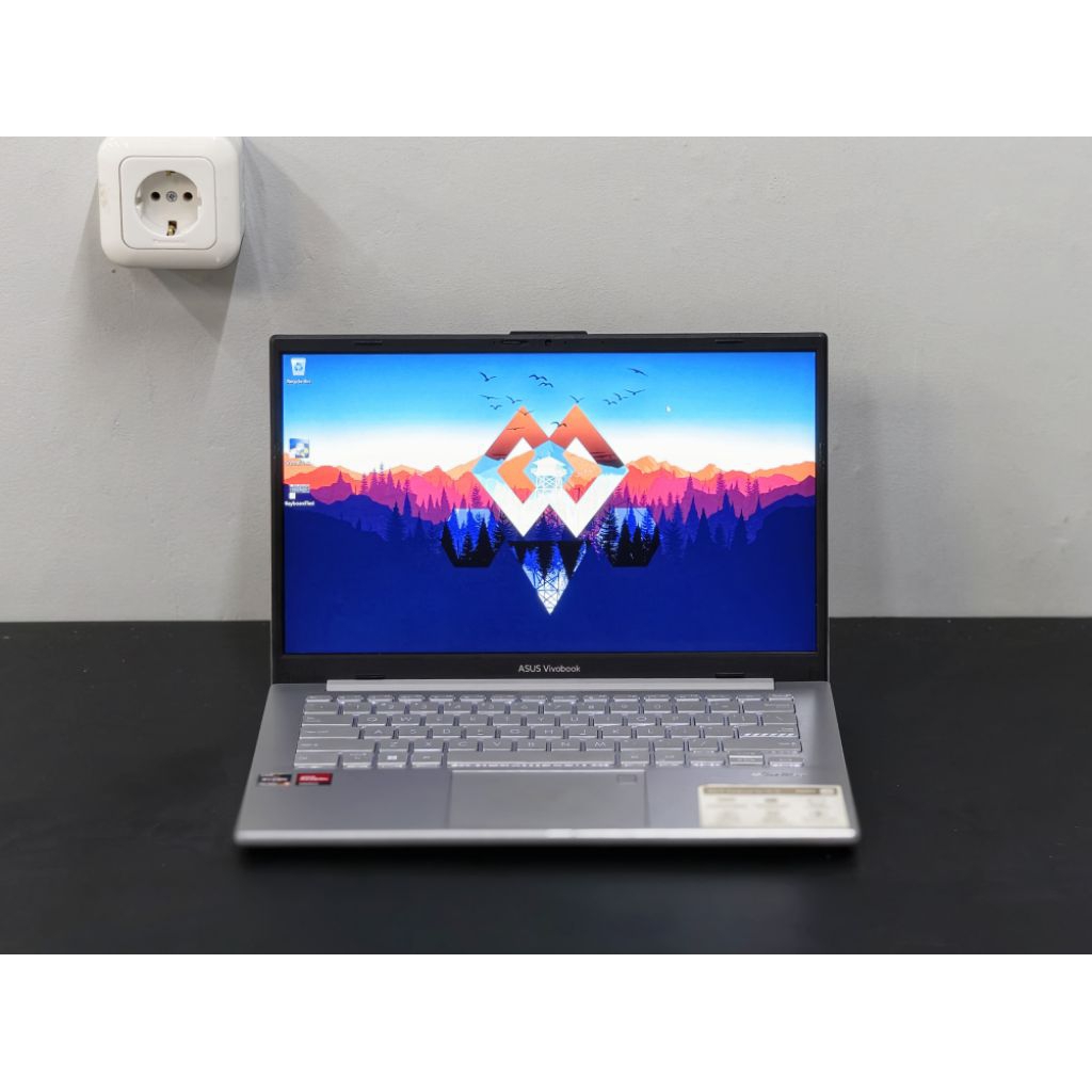 LAPTOP SLIM ASUS ASUS VIVOBOOK GO E1404FA RYZEN 3-7320U AMD RADEON