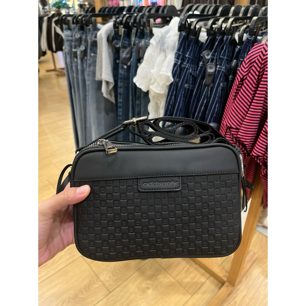 Jastip tas bershka slingbag