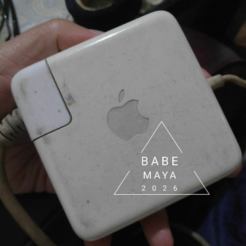 Preloved Magsafe Macbook 60W