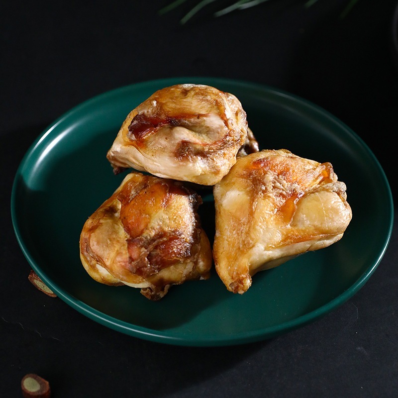 Cemilan anjing kucing Dengkul sapi kering press vakum